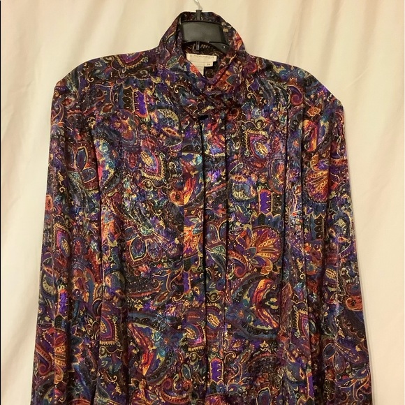 Blouse - Picture 2 of 5